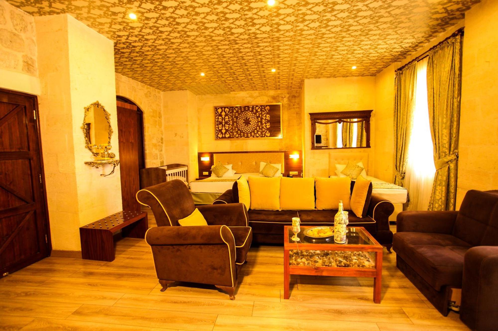Tuğhan Hotel Mardin Buitenkant foto