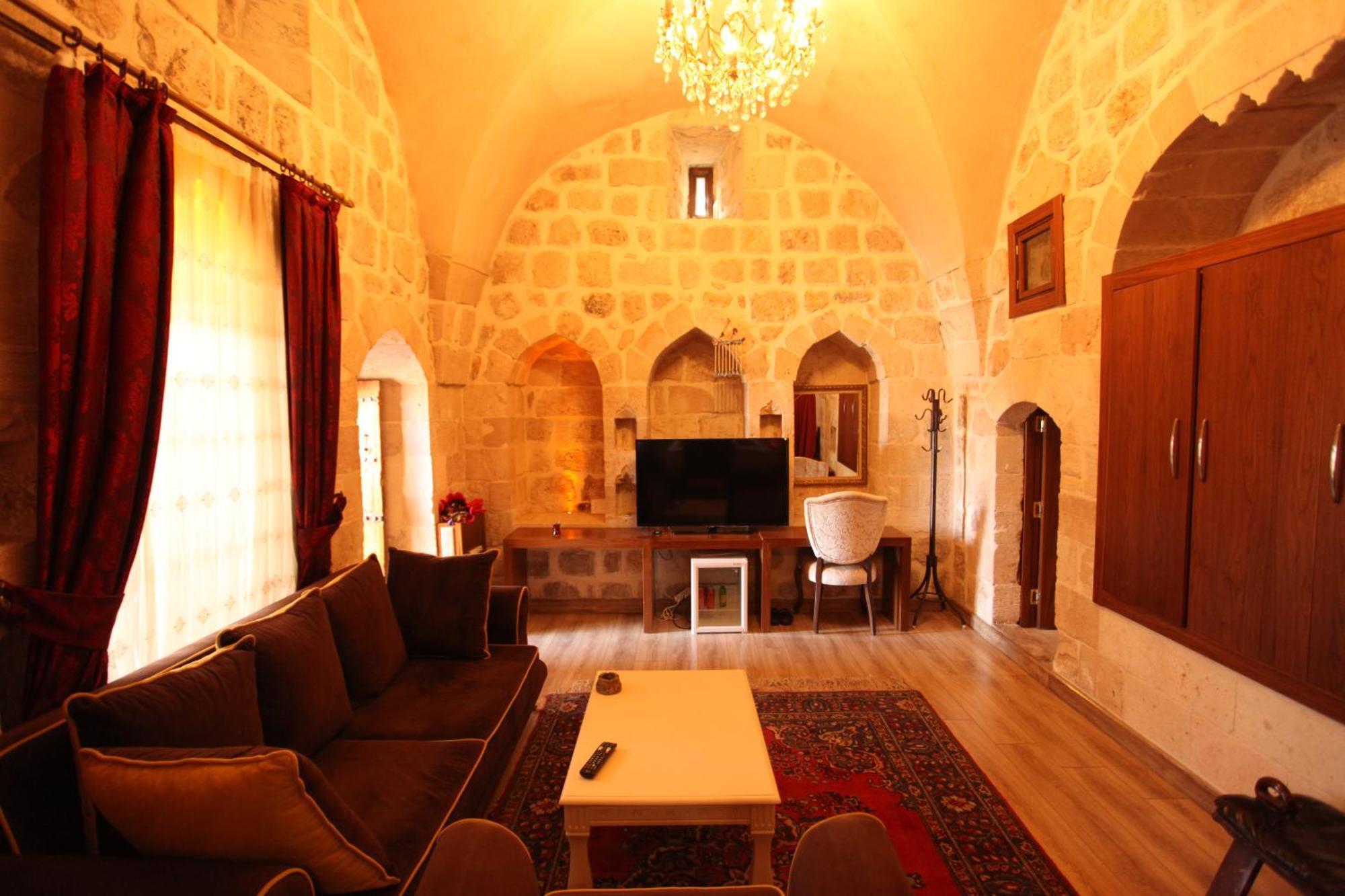 Tuğhan Hotel Mardin Buitenkant foto