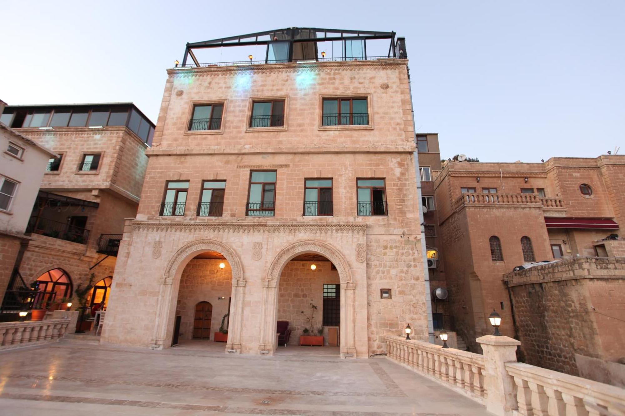 Tuğhan Hotel Mardin Buitenkant foto