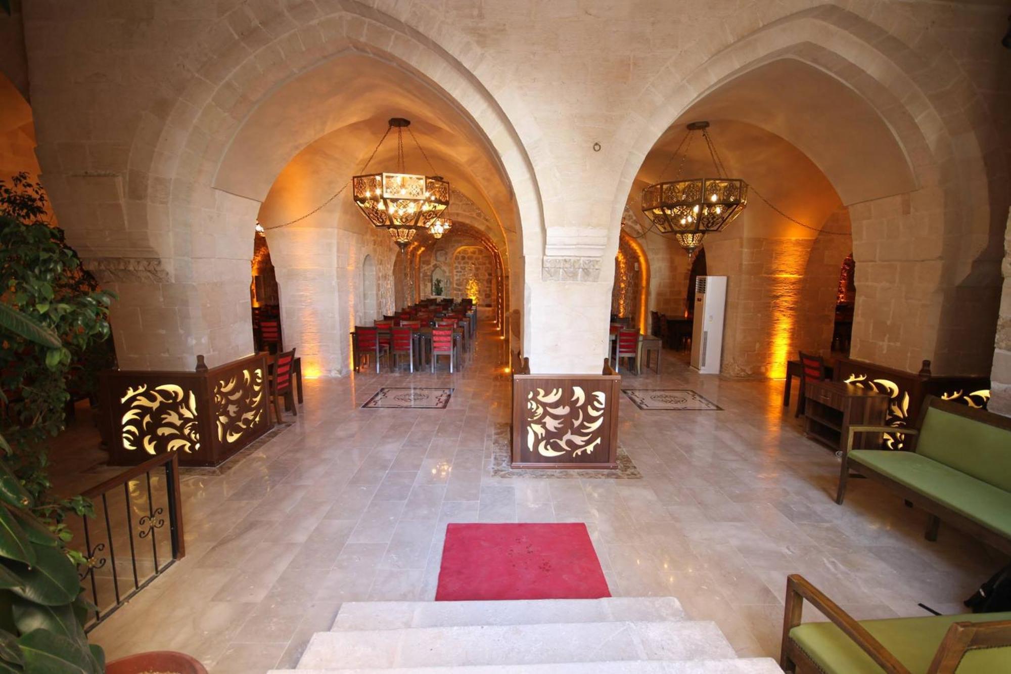 Tuğhan Hotel Mardin Buitenkant foto